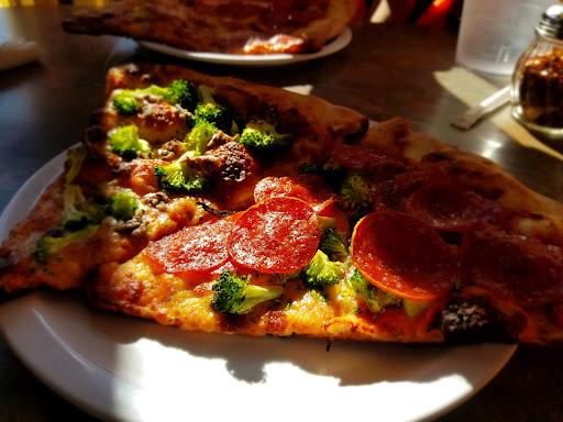 Da Vinci's Pizzeria & Calzones